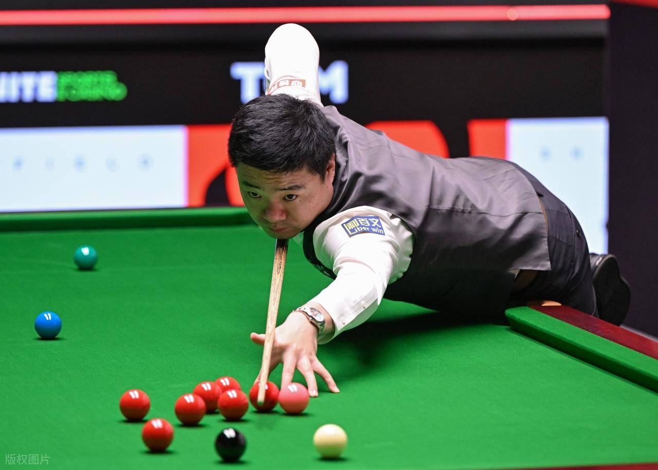 精妙的角球 精妙的角球