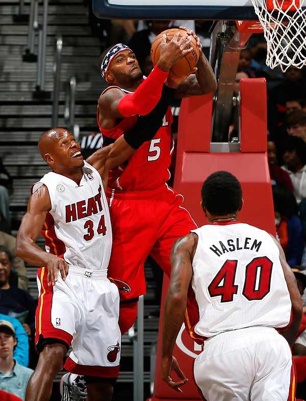 情况下依然 情况下依然