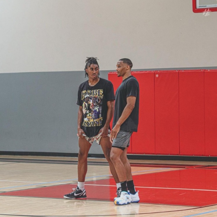 的活动与接 的活动与接