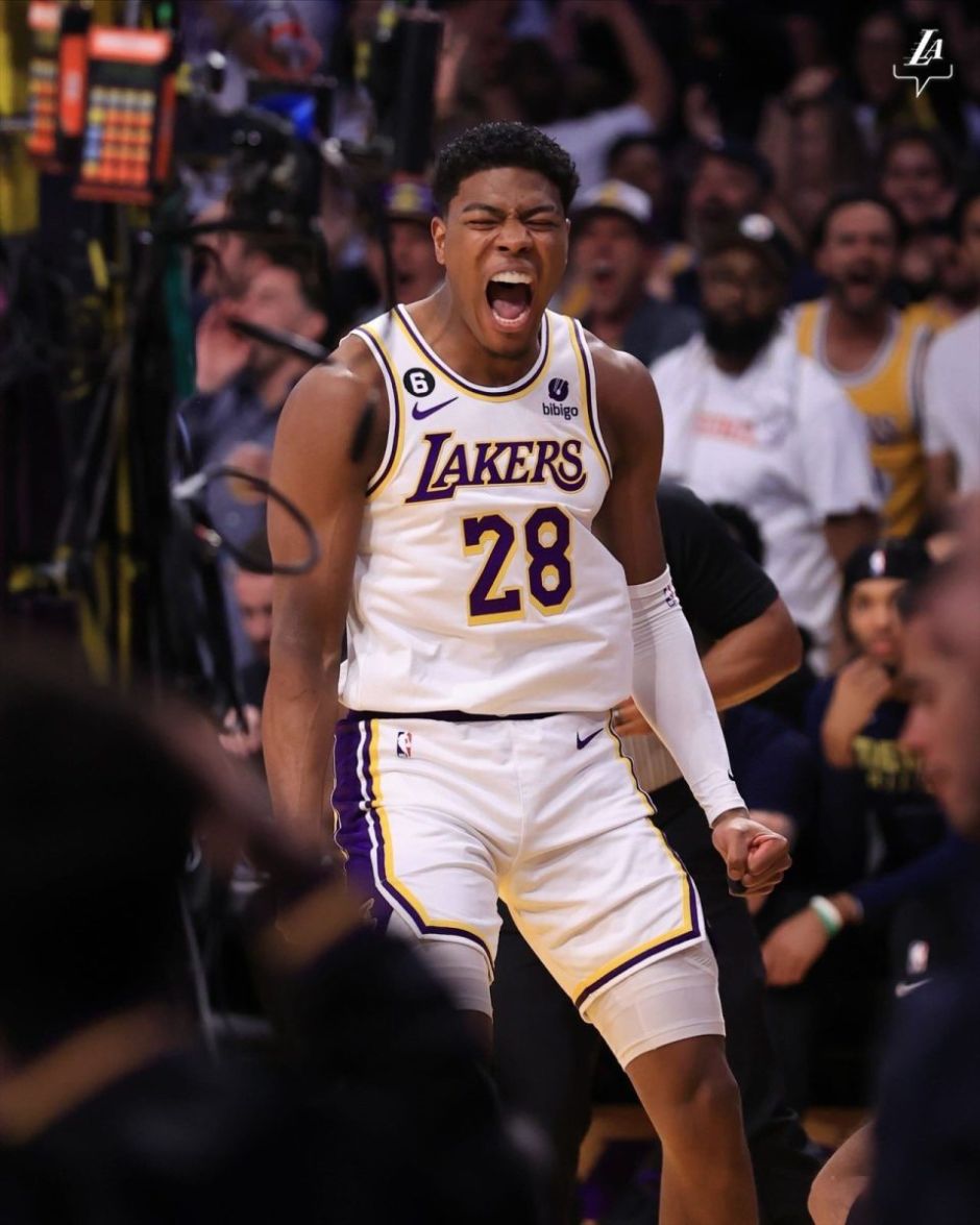 凭快攻与三 凭快攻与三