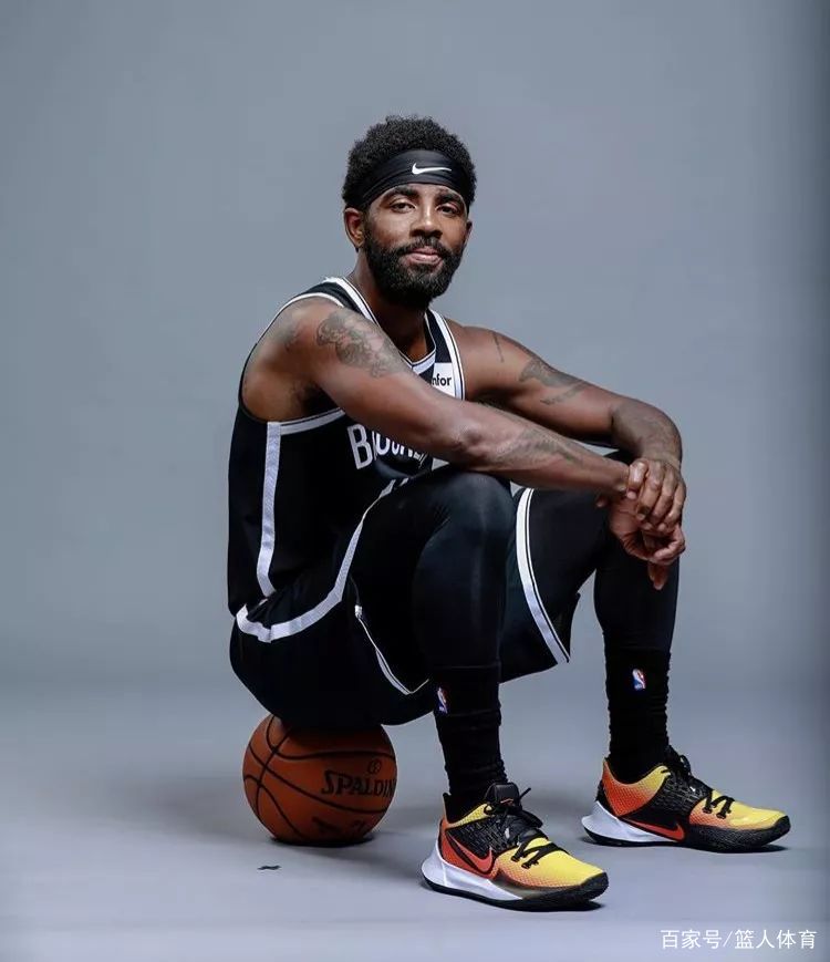 一边是巴塞 一边是巴塞