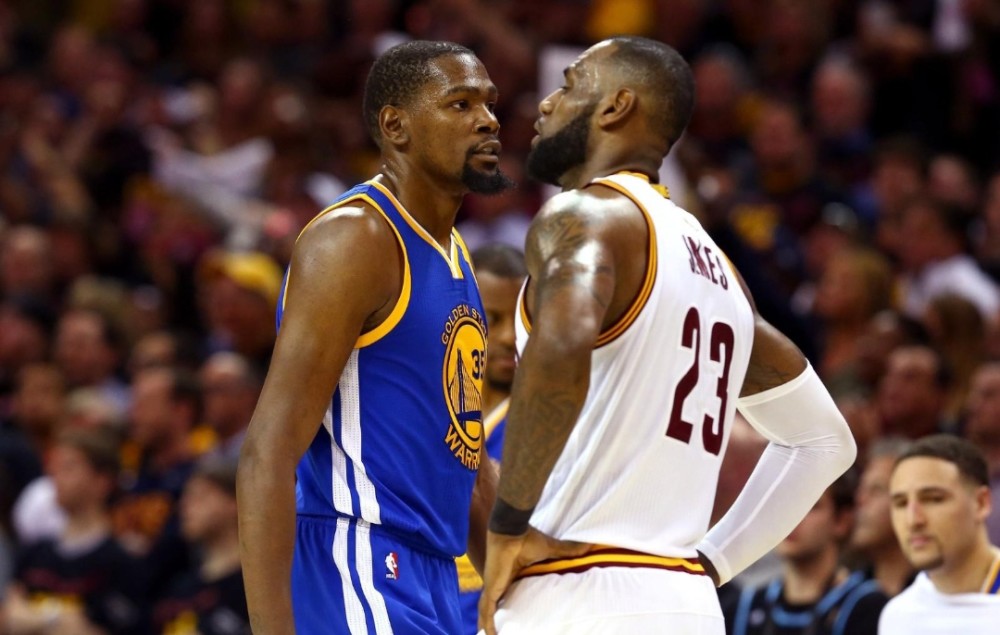 罚球线的稳 罚球线的稳